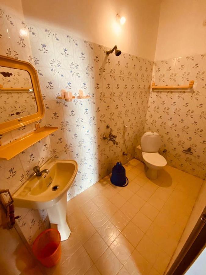 Hotel Surf N Sea Thiruvananthapuram Esterno foto